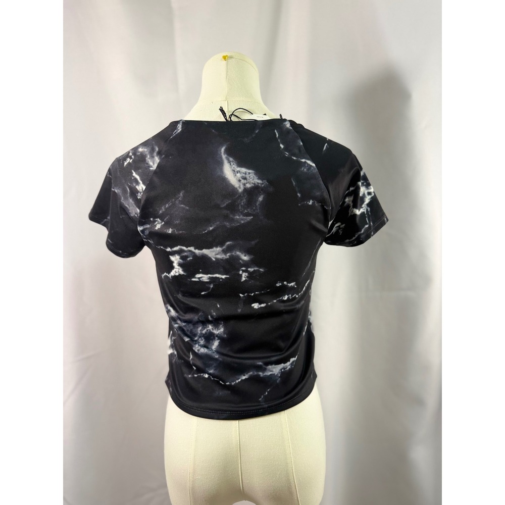 NWT Express Body Contour Black Marble Print Square Neck Crop Top Size‎ M